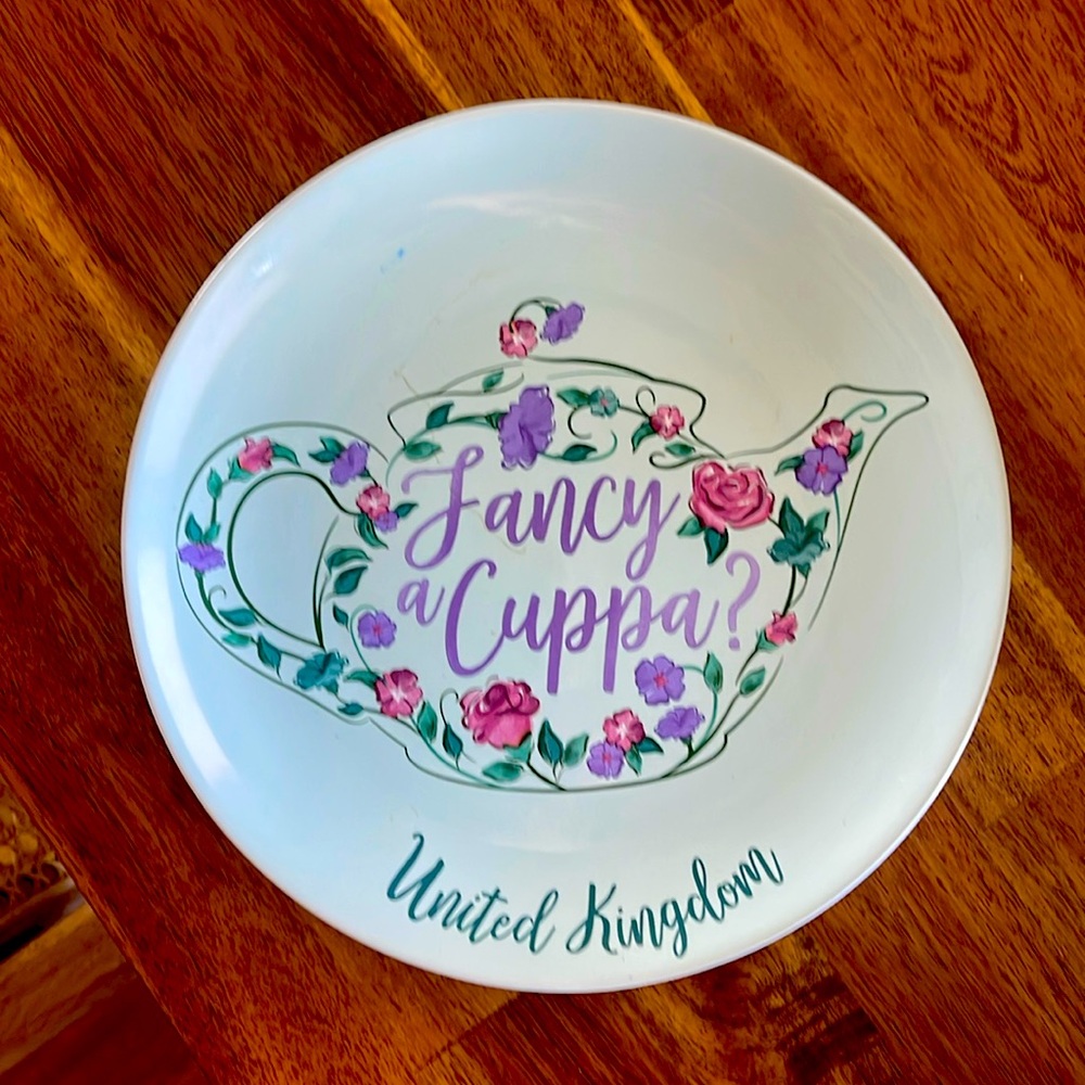 Epcot United Kingdom plate